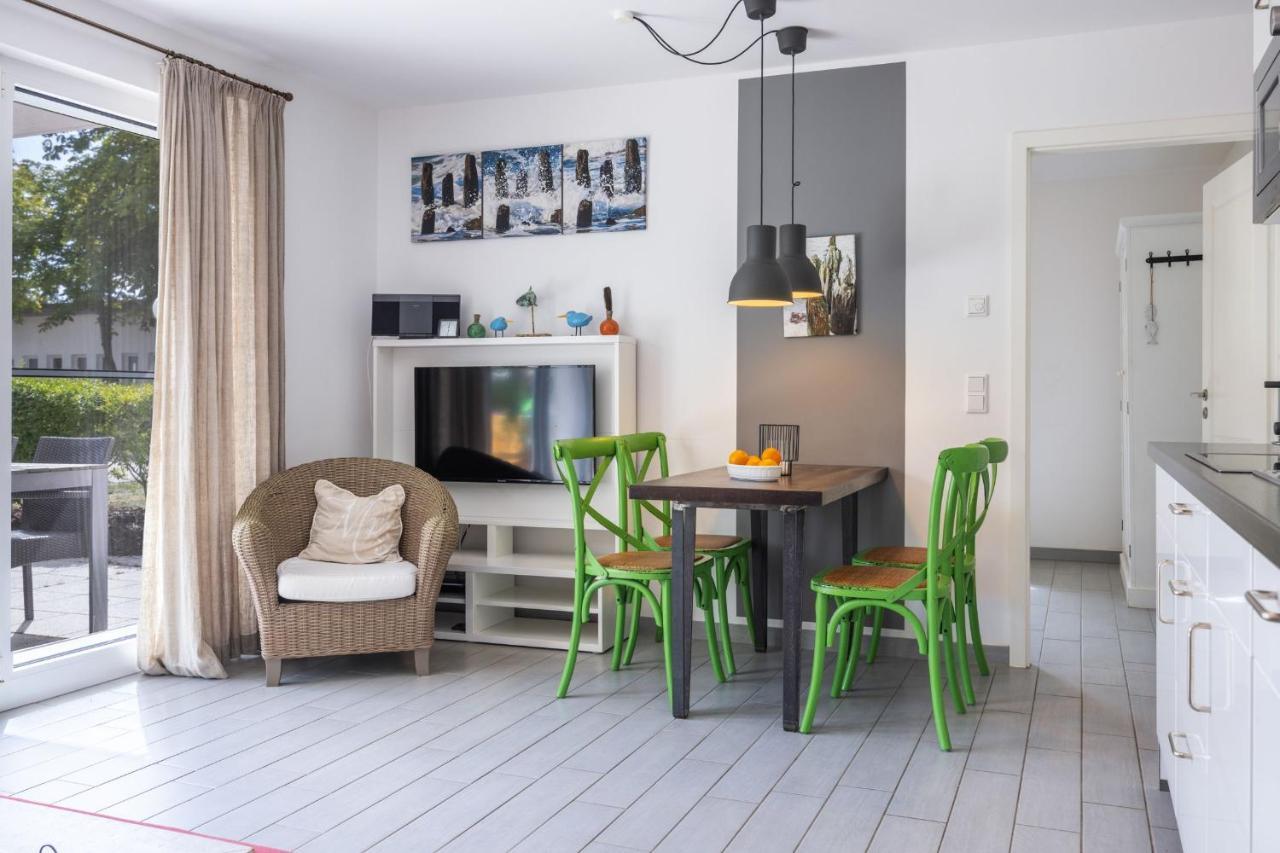 Hummelflug Ofc 01 Apartment